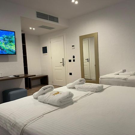 The Queen'S Lion Premium Hotel Sarande Exterior photo