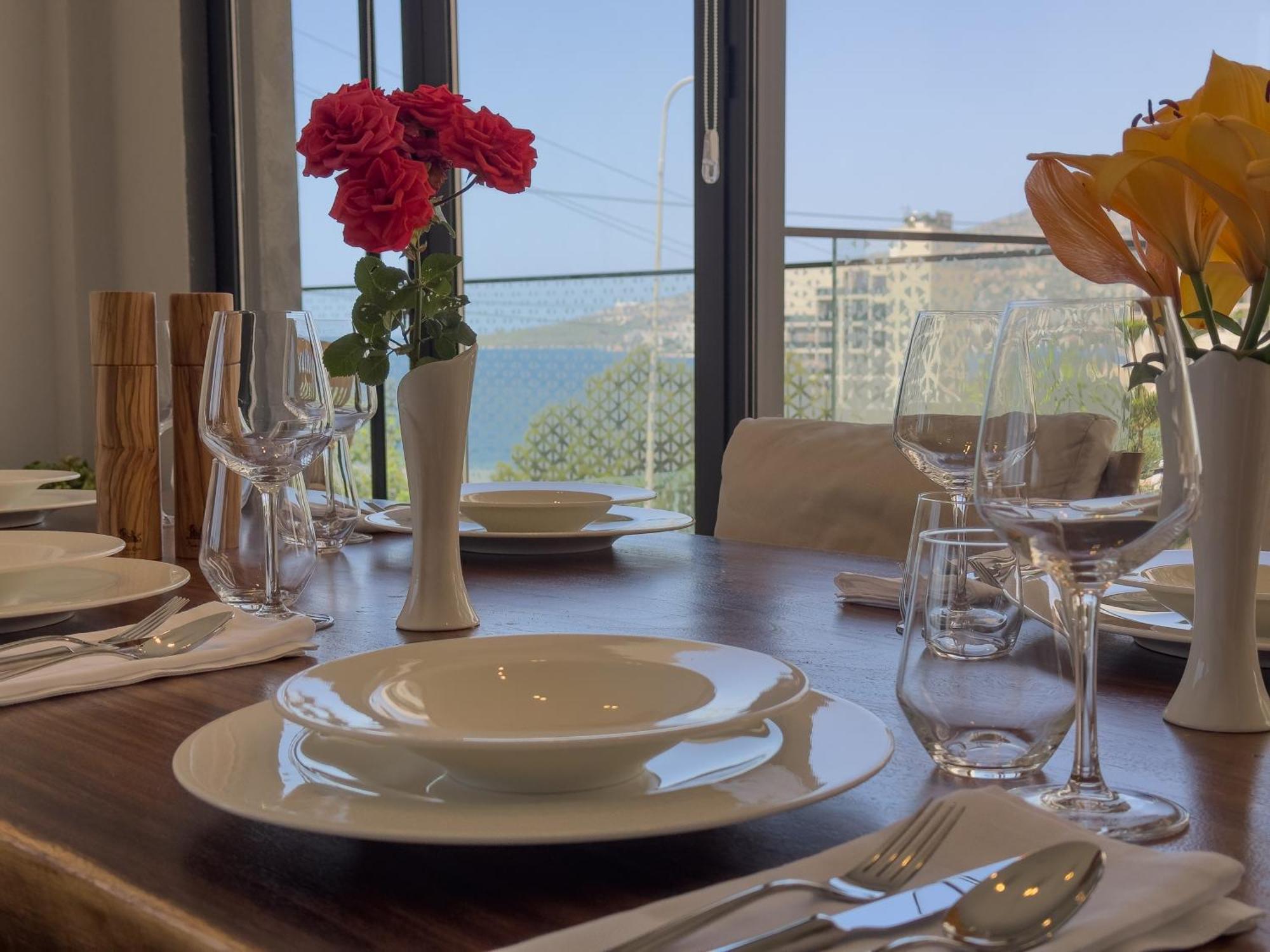 The Queen'S Lion Premium Hotel Sarande Exterior photo