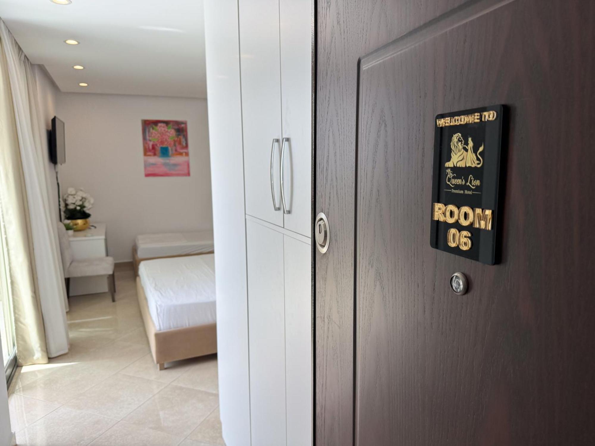 The Queen'S Lion Premium Hotel Sarande Exterior photo