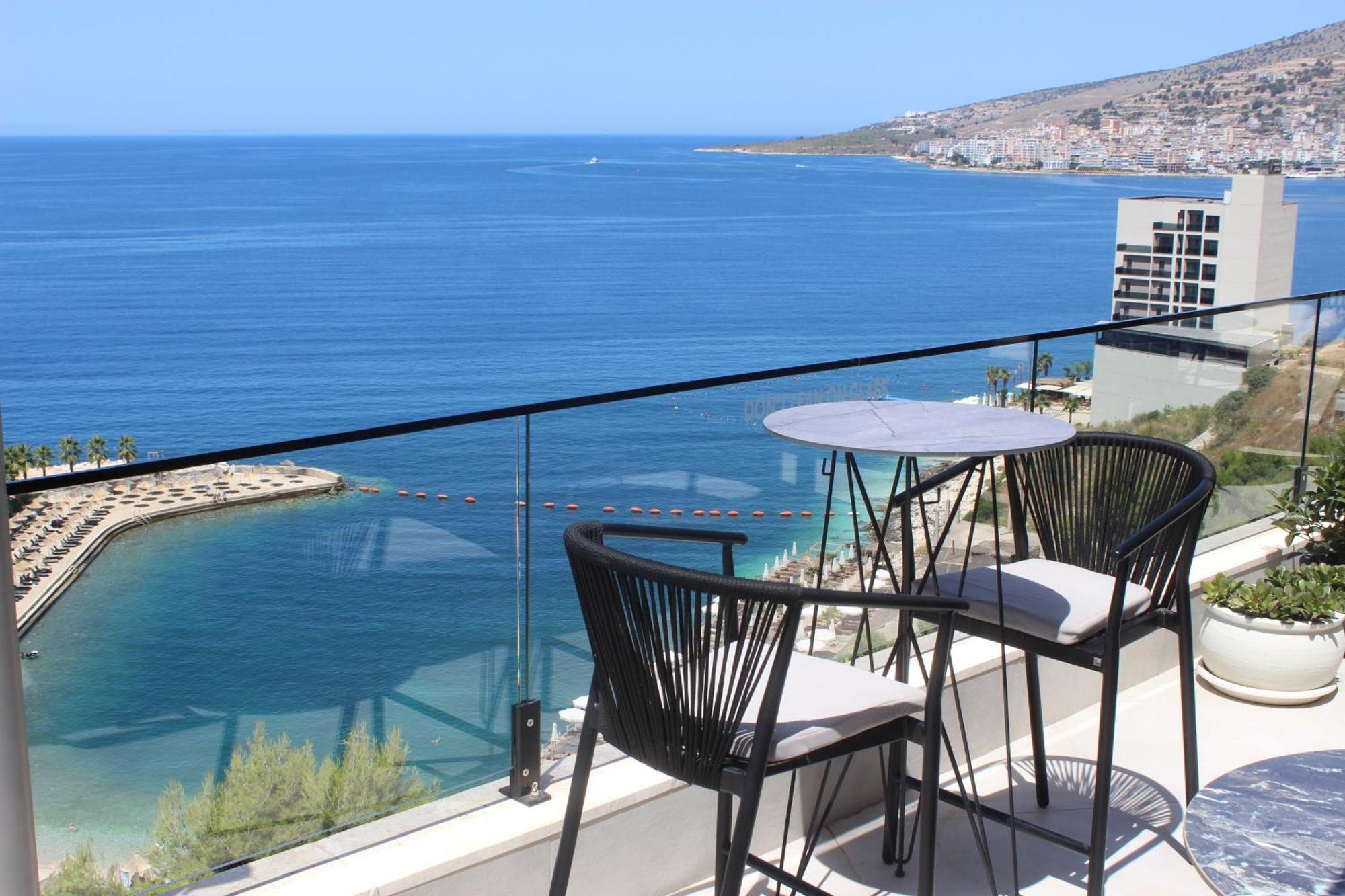 The Queen'S Lion Premium Hotel Sarande Exterior photo
